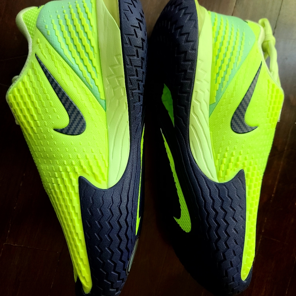 nike zoom vapor cage tennis shoes